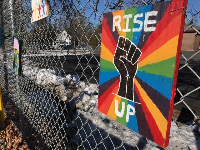 On the fence: Messages of hope on display in downtown Nashua - Vimarsana News