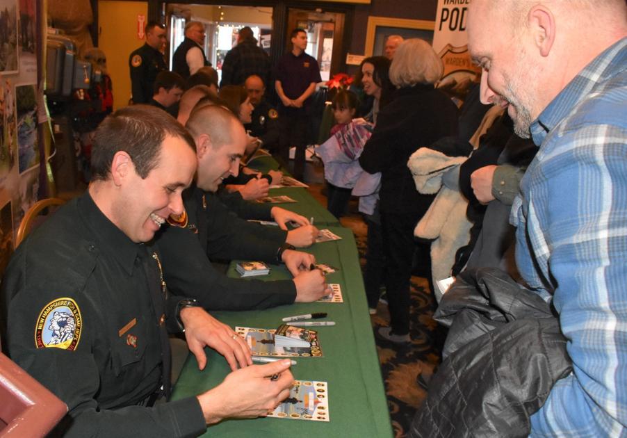 North Woods Law Fans Flock To Sneak Peak Of New Season Animals Unionleader Com To the animal planet cable network. north woods law fans flock to sneak