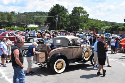 1959 Chevy Pickup Takes Top Honors At Lakes Region Rotary Car Show