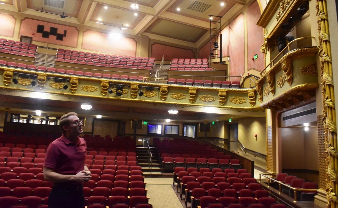 As Colonial Theatre Officially Opens Hopes For A Draw To Downtown Laconia Local News Unionleader Com