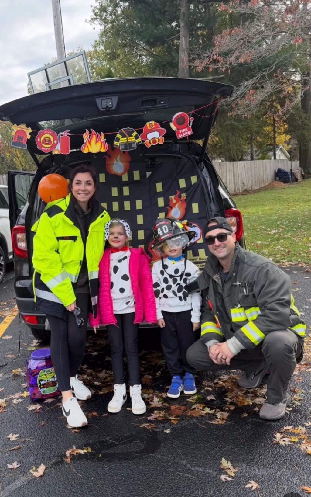 A house was on fire. Two strangers ran in to rescue a tiny dog. | Animals |  unionleader.com