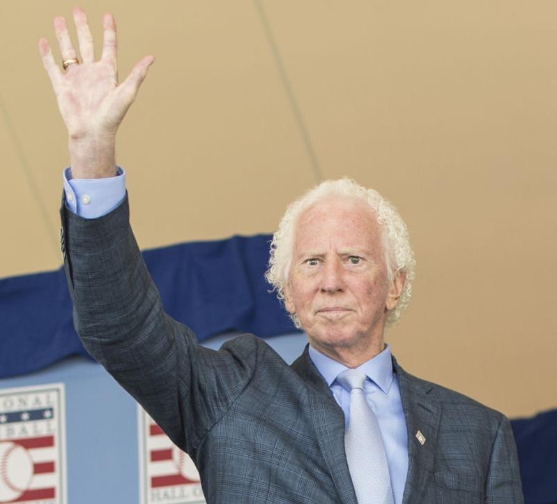 Don Sutton, Hall of Fame Pitcher for Dodgers, Dies at 75