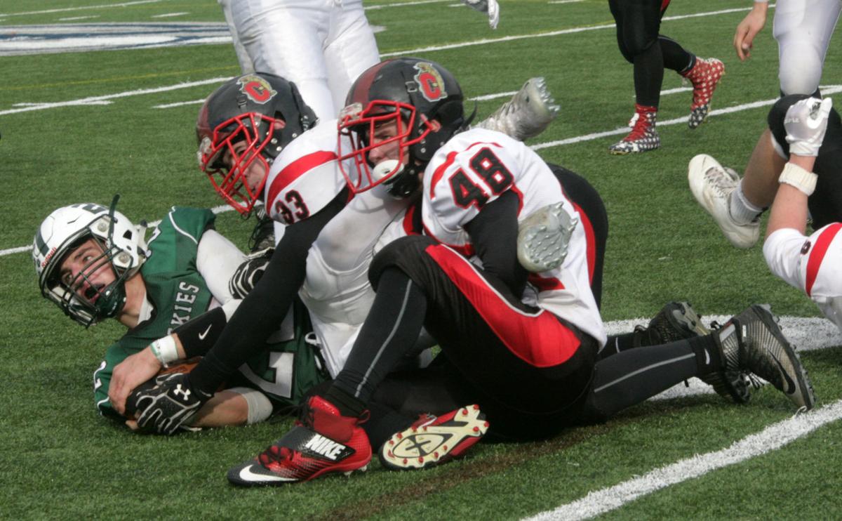 Div Iii High School Football Championship Huskies Get Their