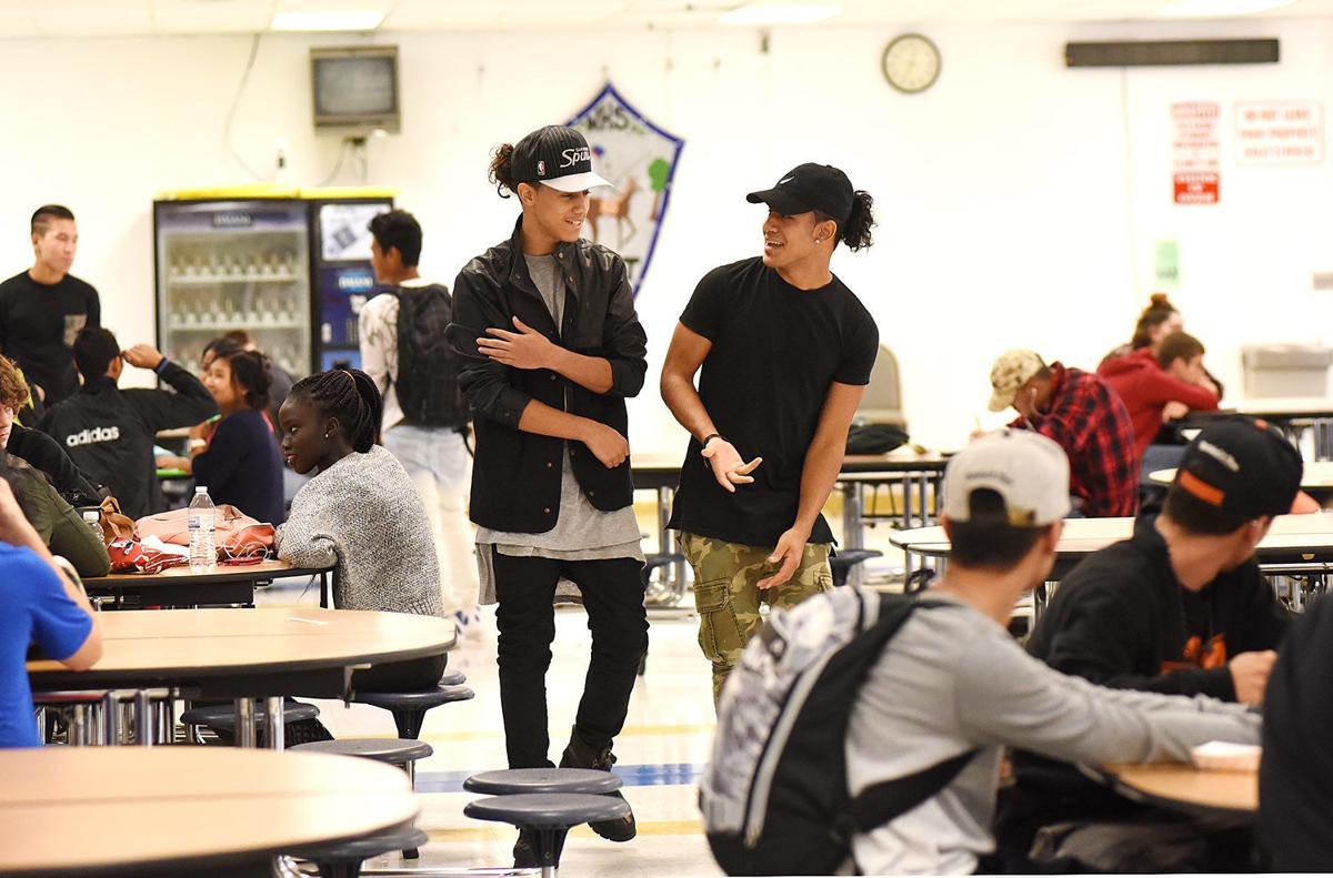 Brothers Hope To Dance And Sing From Manchester West Hallways To Boy Band Stardom A E Unionleader Com La convivencia puertas adentro, las fans, la fama y a horas de su nuevo show en buenos aires, christopher velez, richard camacho, joel pimentel, zabdiel de. boy band stardom