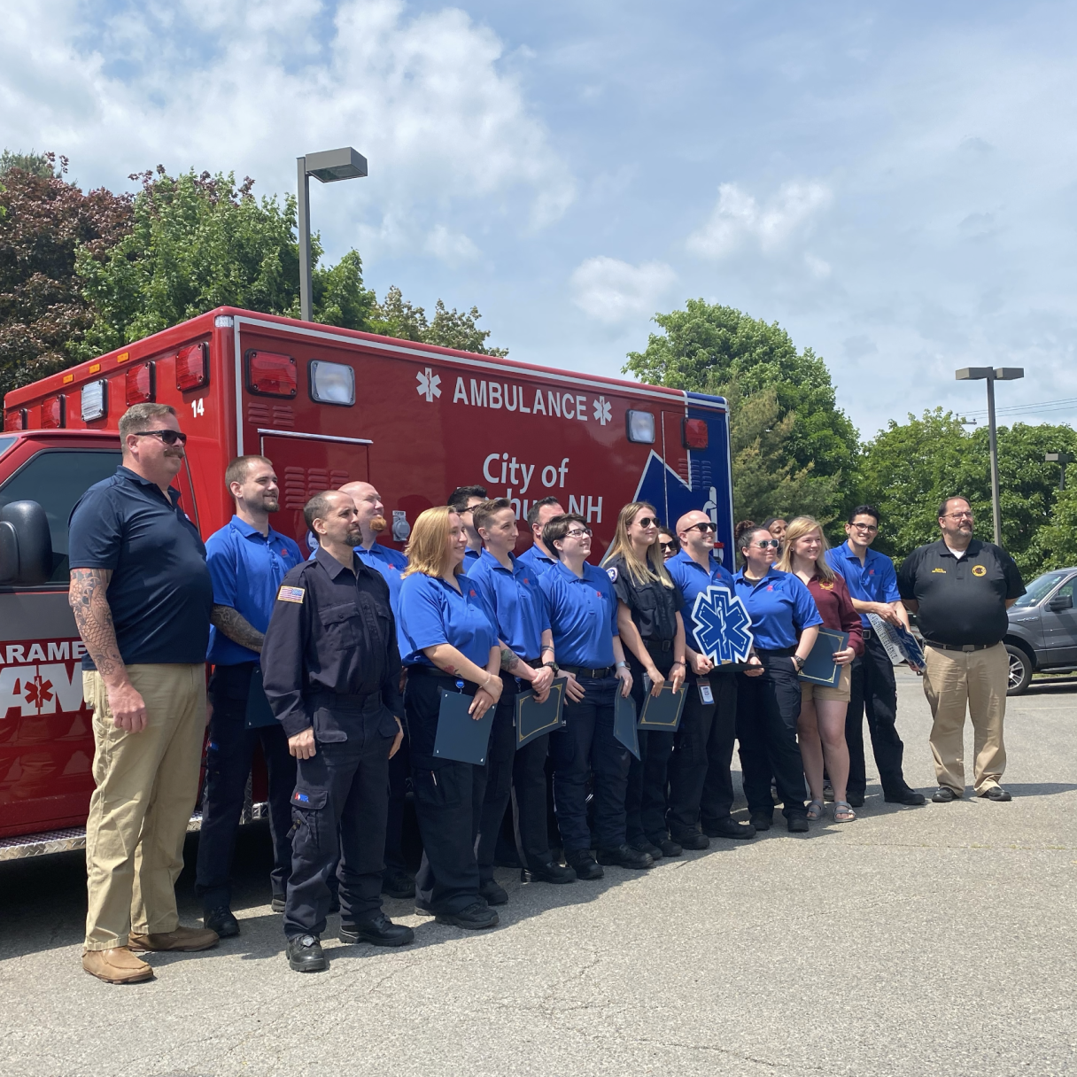 14 graduate from AMR's free EMT training in Nashua | Human Interest |  unionleader.com