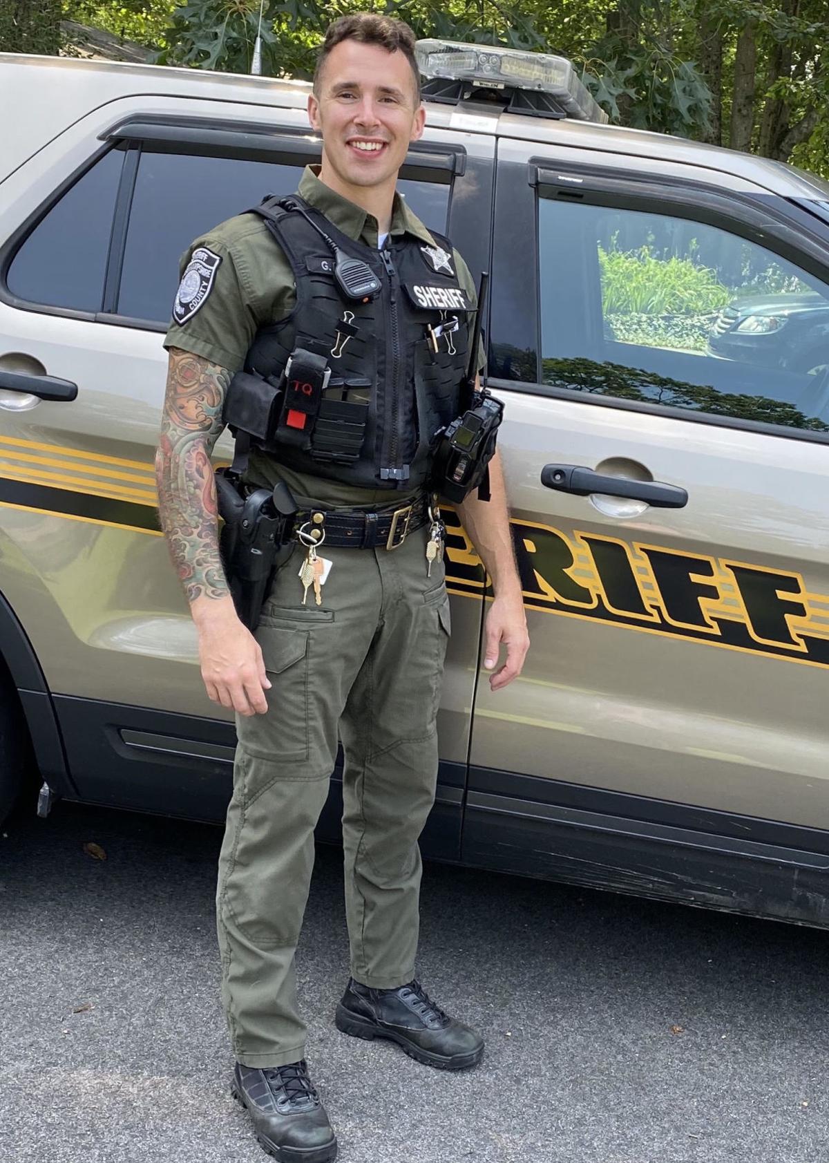 The First Responders In Blue Vigo County Sheriffs Deputies As Guardians Of Health And Safety - buexjls