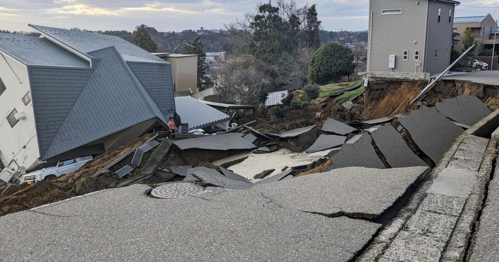 Powerful quake rocks Japan, nearly 100,000 residents ordered to evacuate - Vimarsana News