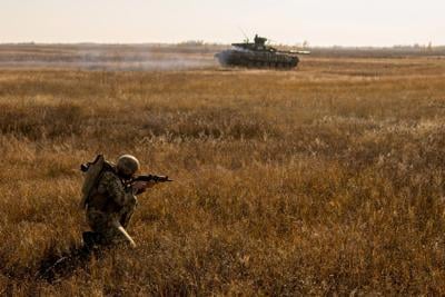 FILE PHOTO: FILE PHOTO: Ukrainian Armed Forces hold drills near the border with Russian-annexed Crimea in Kherson region