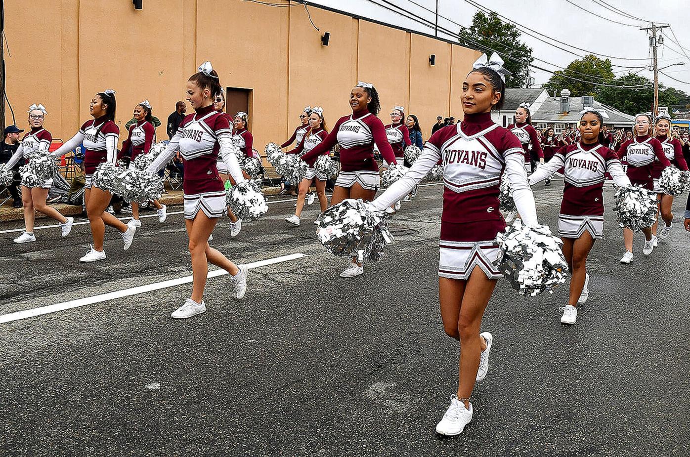 Autumnfest Parade WHS Cheerleaders