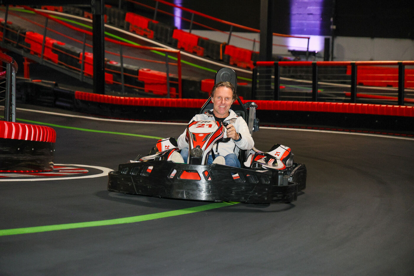 R1 Indoor Karting Reveals Multi-level Go-kart Track | News ...