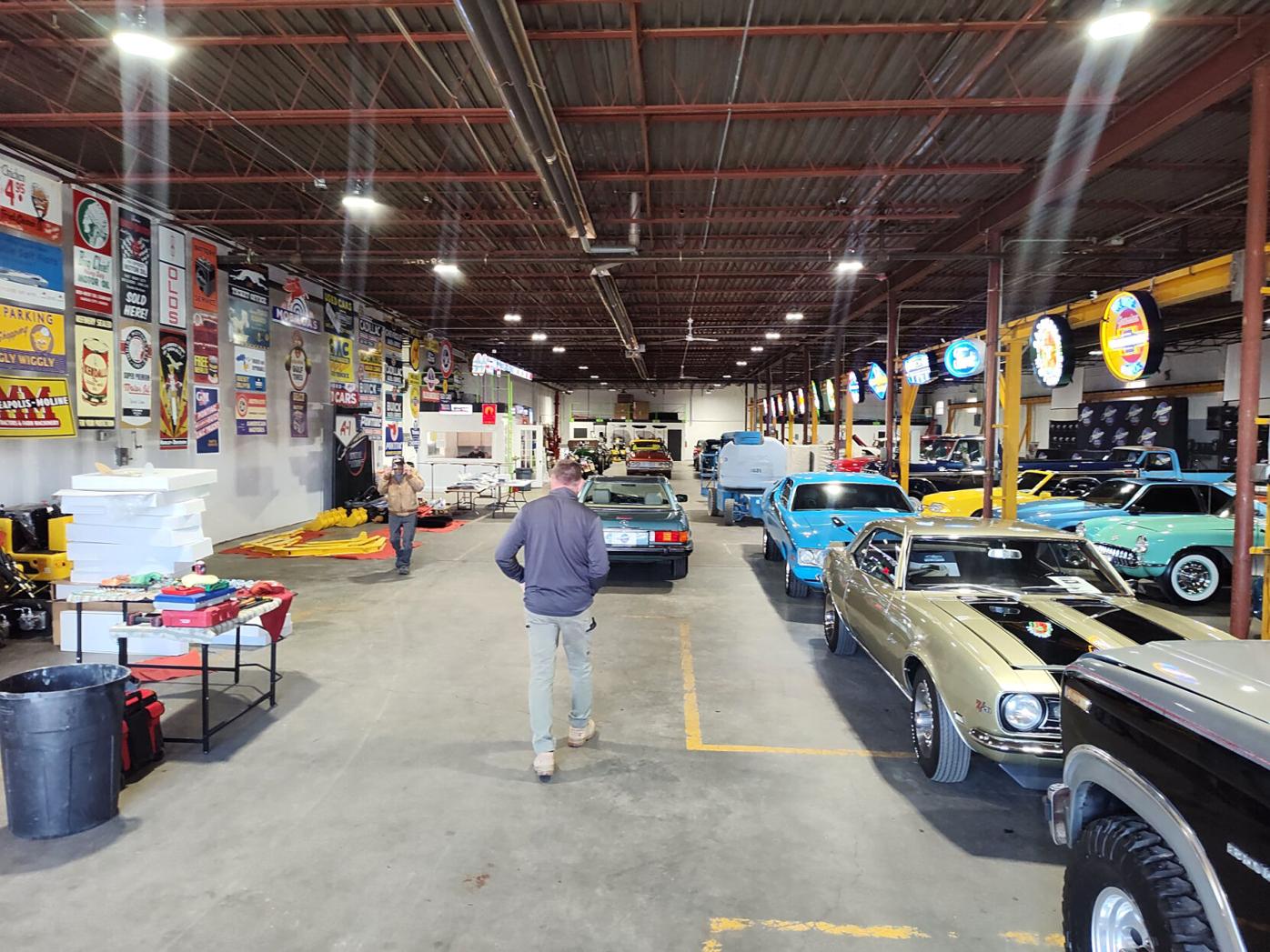 New in Pawtucket: A showroom, auction house for show-stopping cars |  Auction | valleybreeze.com, image size:1396x1047