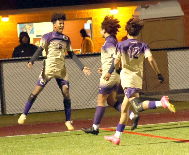 St. Raphael Academy wins doubleovertime classic to repeat as DIII