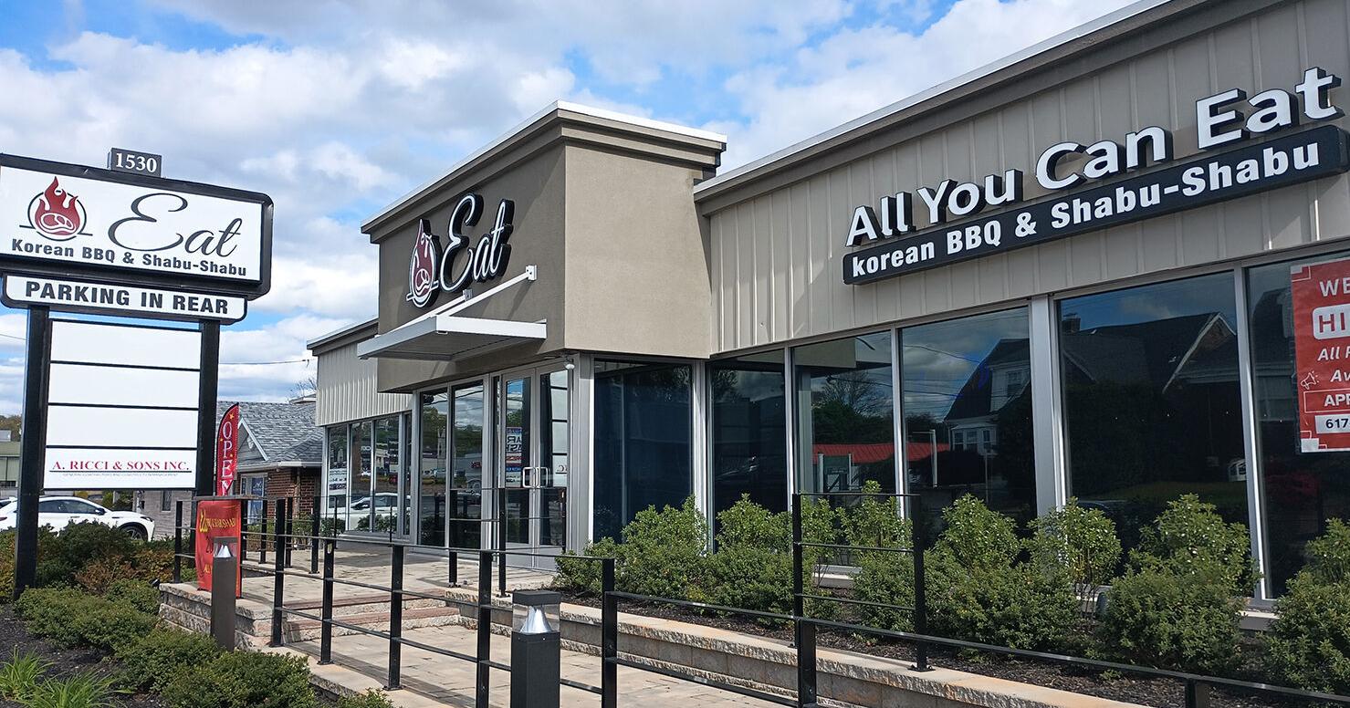 Residents concerned about impact as restaurant replaces music store - Vimarsana News
