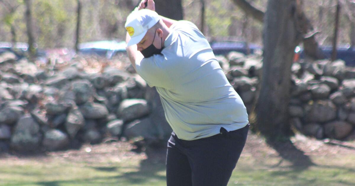 NP golf team welcomes 11 players again, prepares for tough West ...