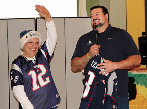 Super Bowl champion, cancer survivor Andruzzi surprises Lonsdale's Barrett, News