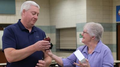 Yeaw Yeaw chosen as District Teacher of the Year | News | valleybreeze.com