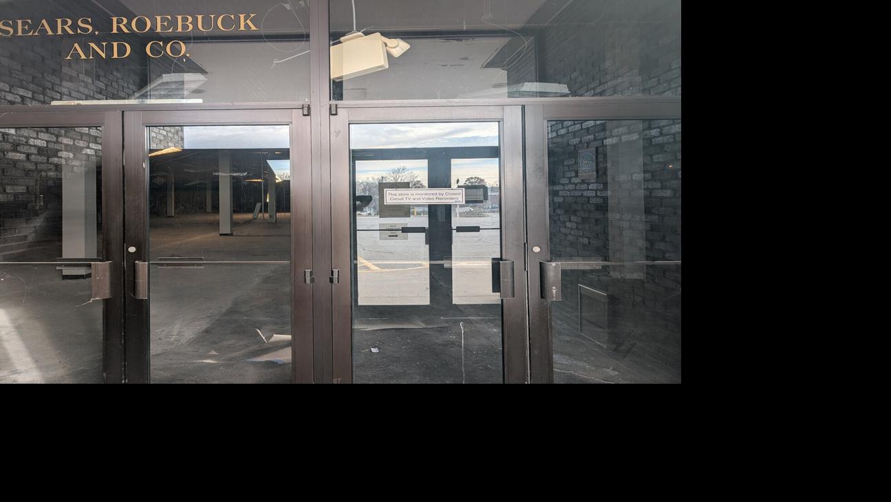 Woonsocket mayor says grocery market still coming to old Sears, will be ...