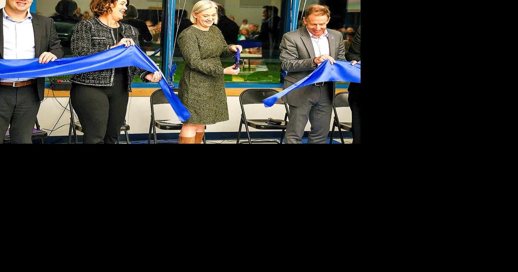 Garvin Elementary community celebrates opening News valleybreeze com