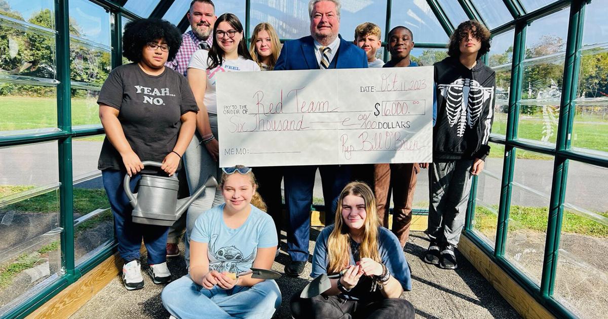 Ricci Middle School receives grant North Providence