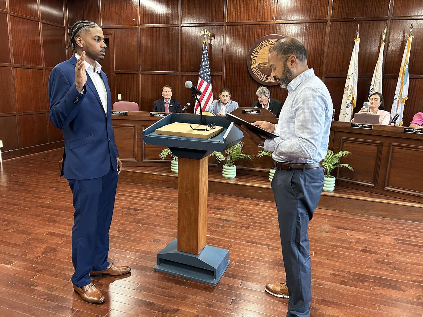 Solano sworn in as Ward 4 councilor in Central Falls | Pawtucket |  valleybreeze.com