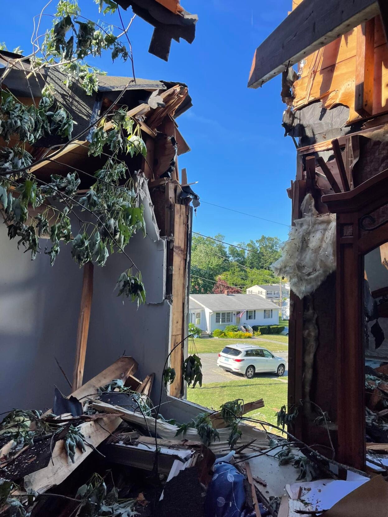 Residents displaced after tornado destroys home | News | valleybreeze.com