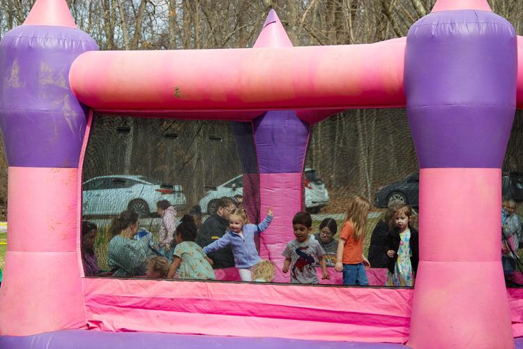 Cumberland Easter Egg Hunt | Multimedia | valleybreeze.com