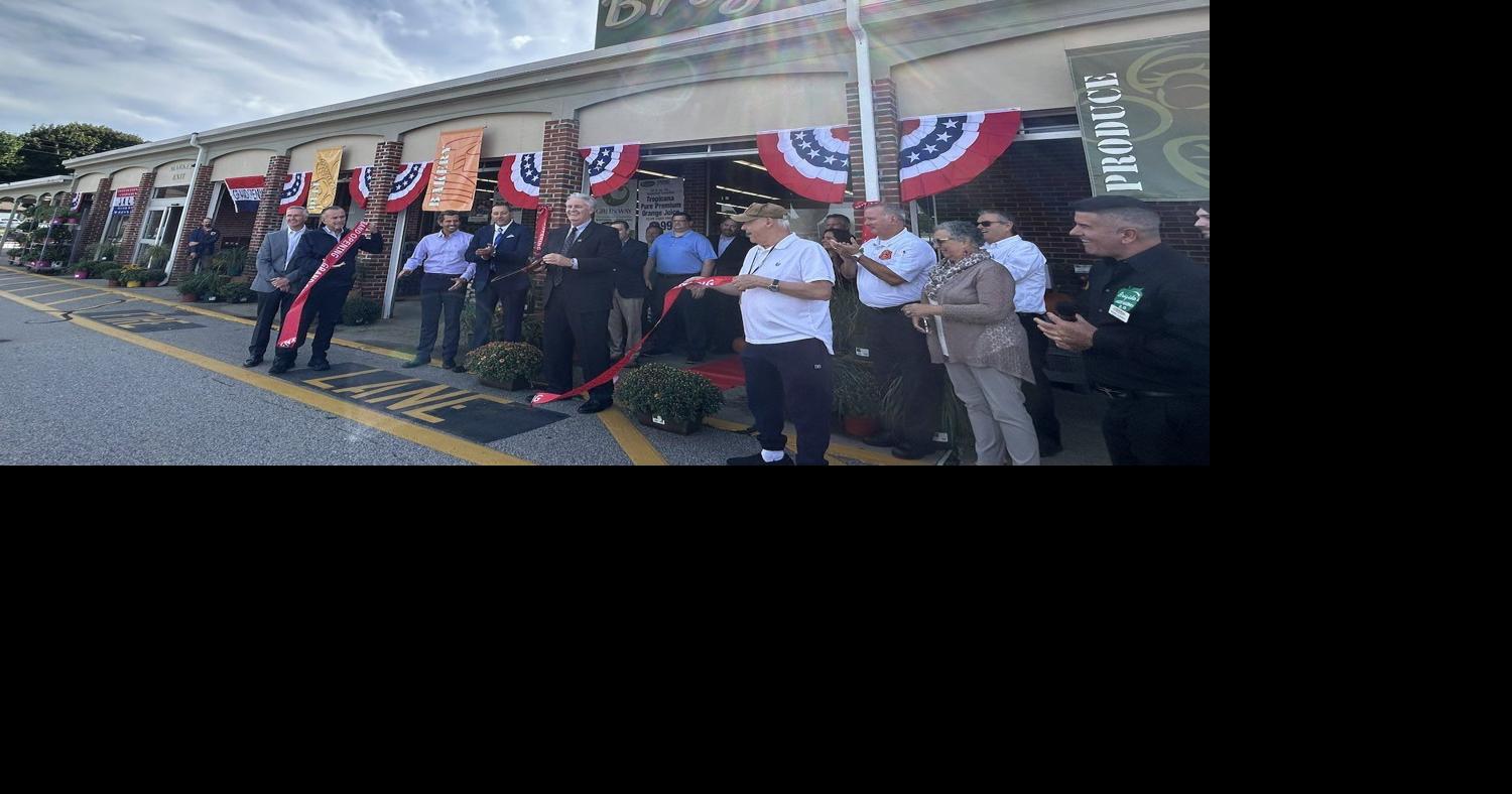 New owner celebrates acquisition of Brigido's News