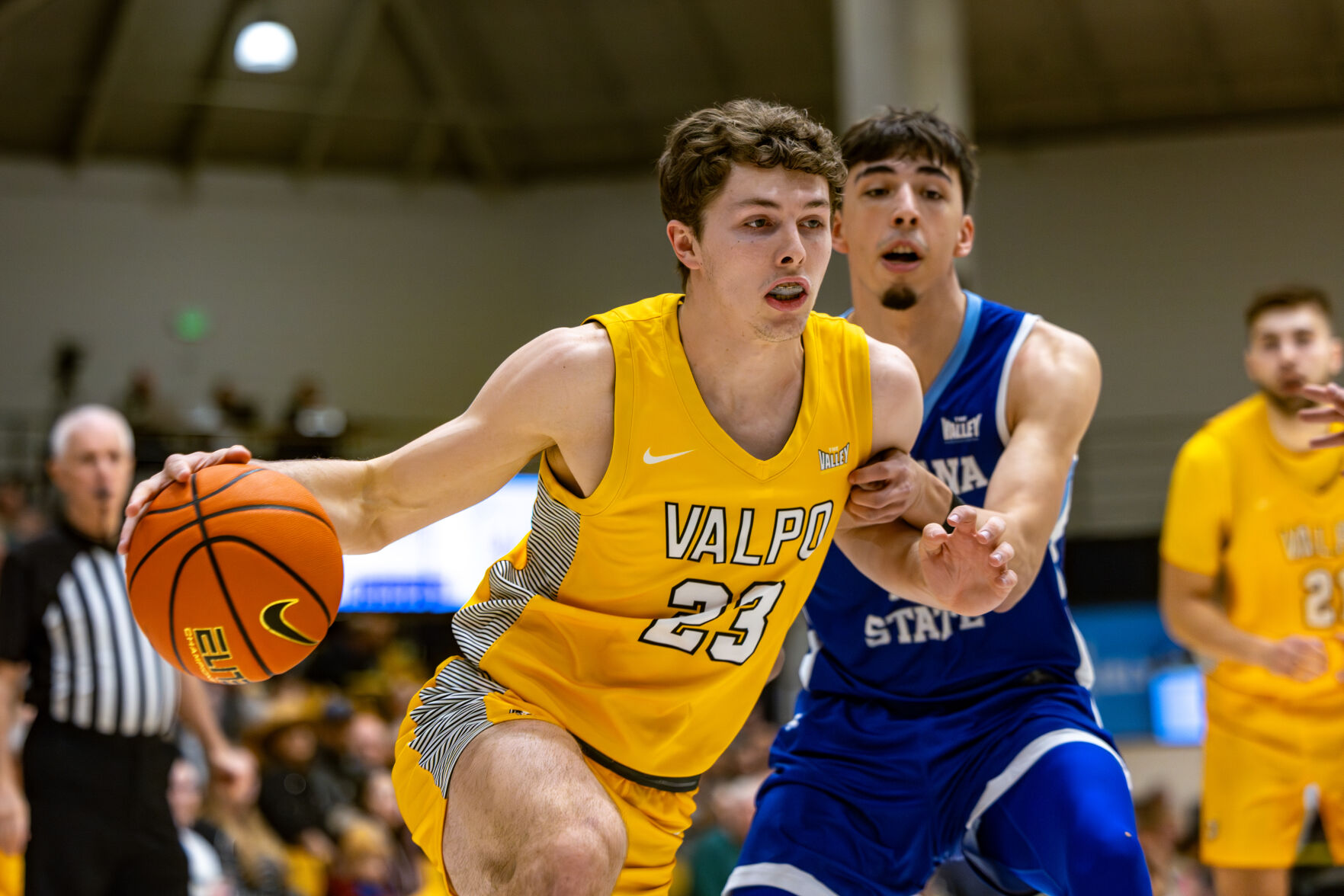 Valpo basketball discount