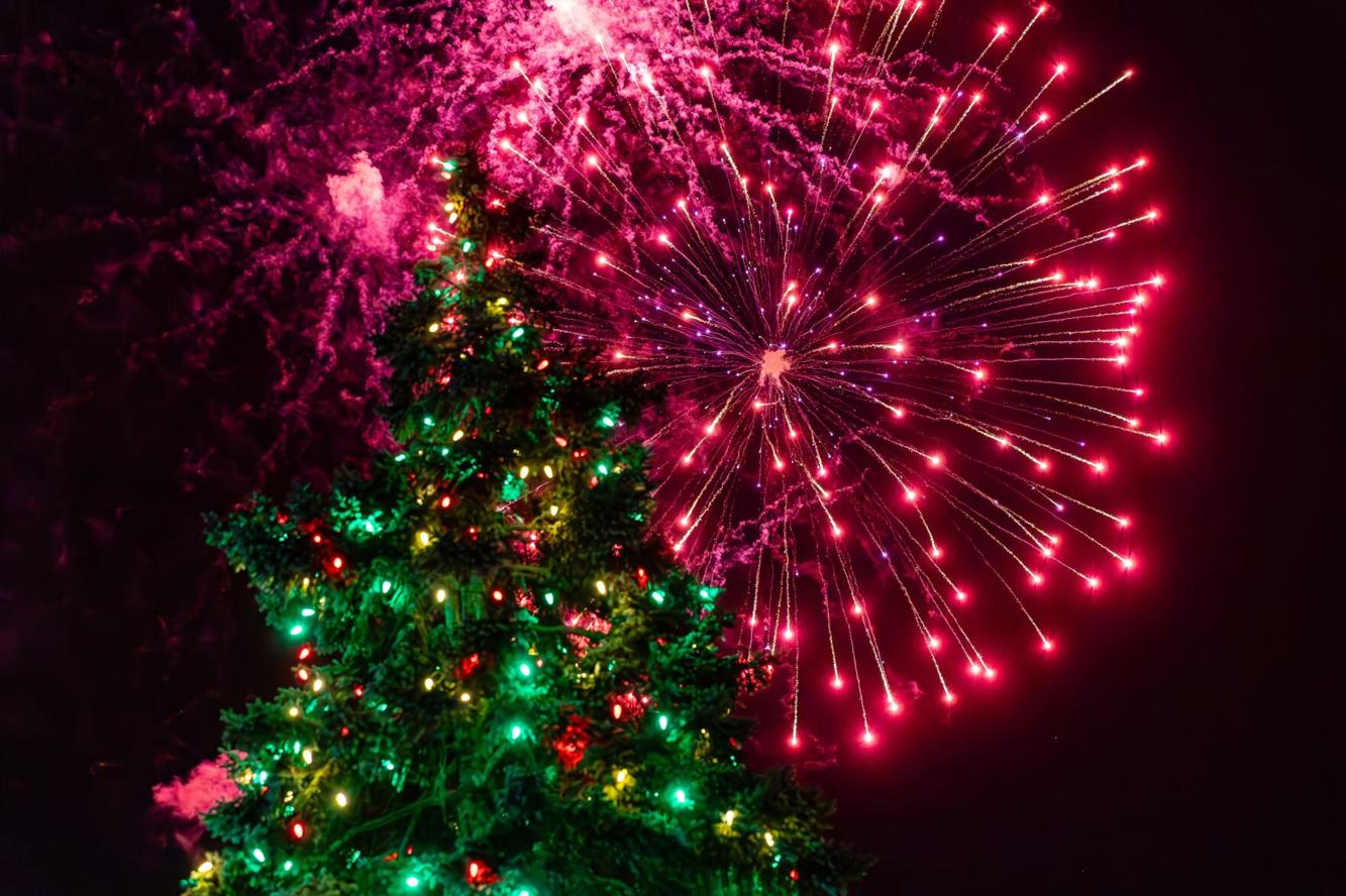 Tree lighting rings in Christmas at Valpo News