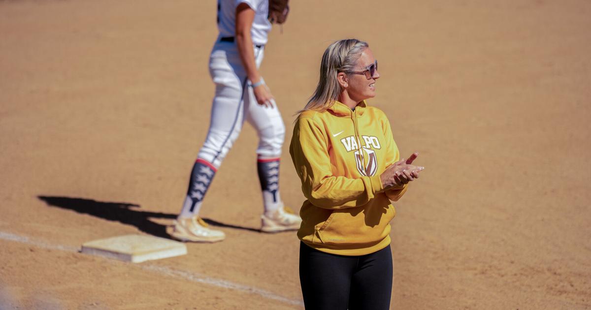 Tonja Ripple New softball coach steps into role right on time | Sports | valpotorch.com