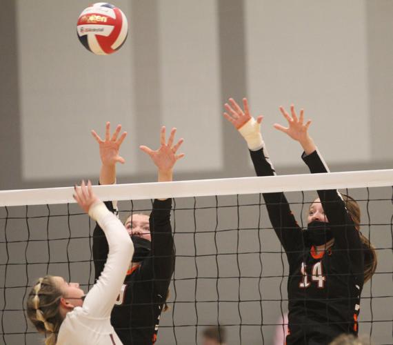 Volleyball Verona’s ‘resilient’ run comes to close in sectional