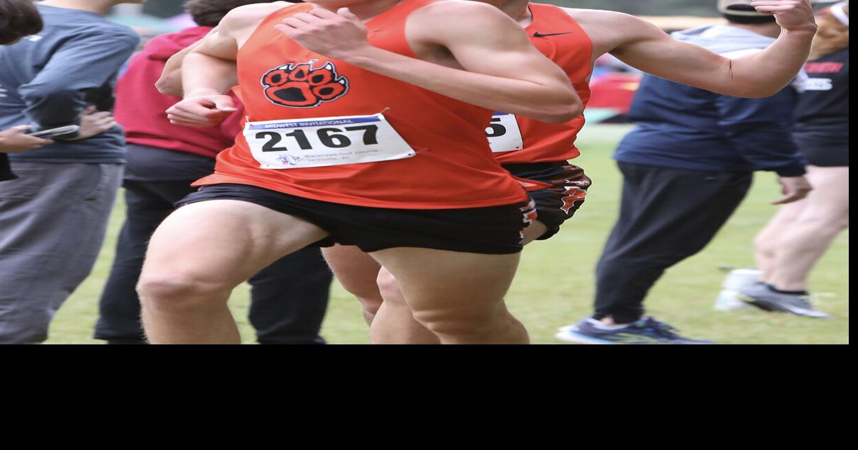 Boys cross country Verona runs to third at Midwest Invitational