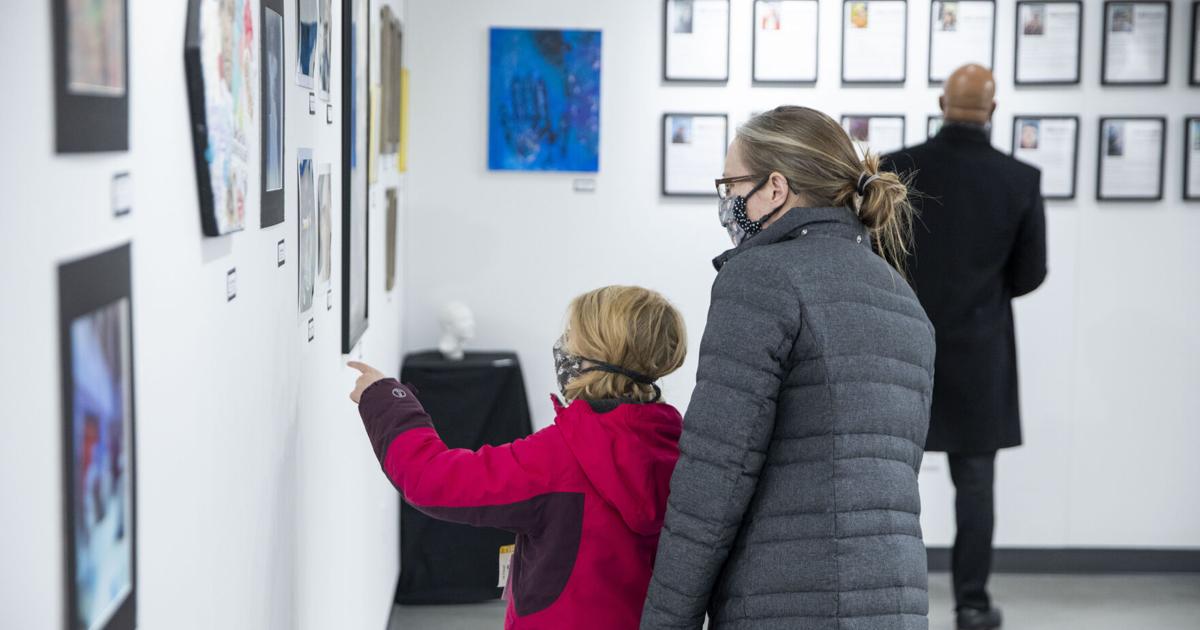 Verona Area High School showcases alumni talents with new art gallery exhibition | Education Verona Area High School showcases alumni talents with new art gallery exhibition | Education