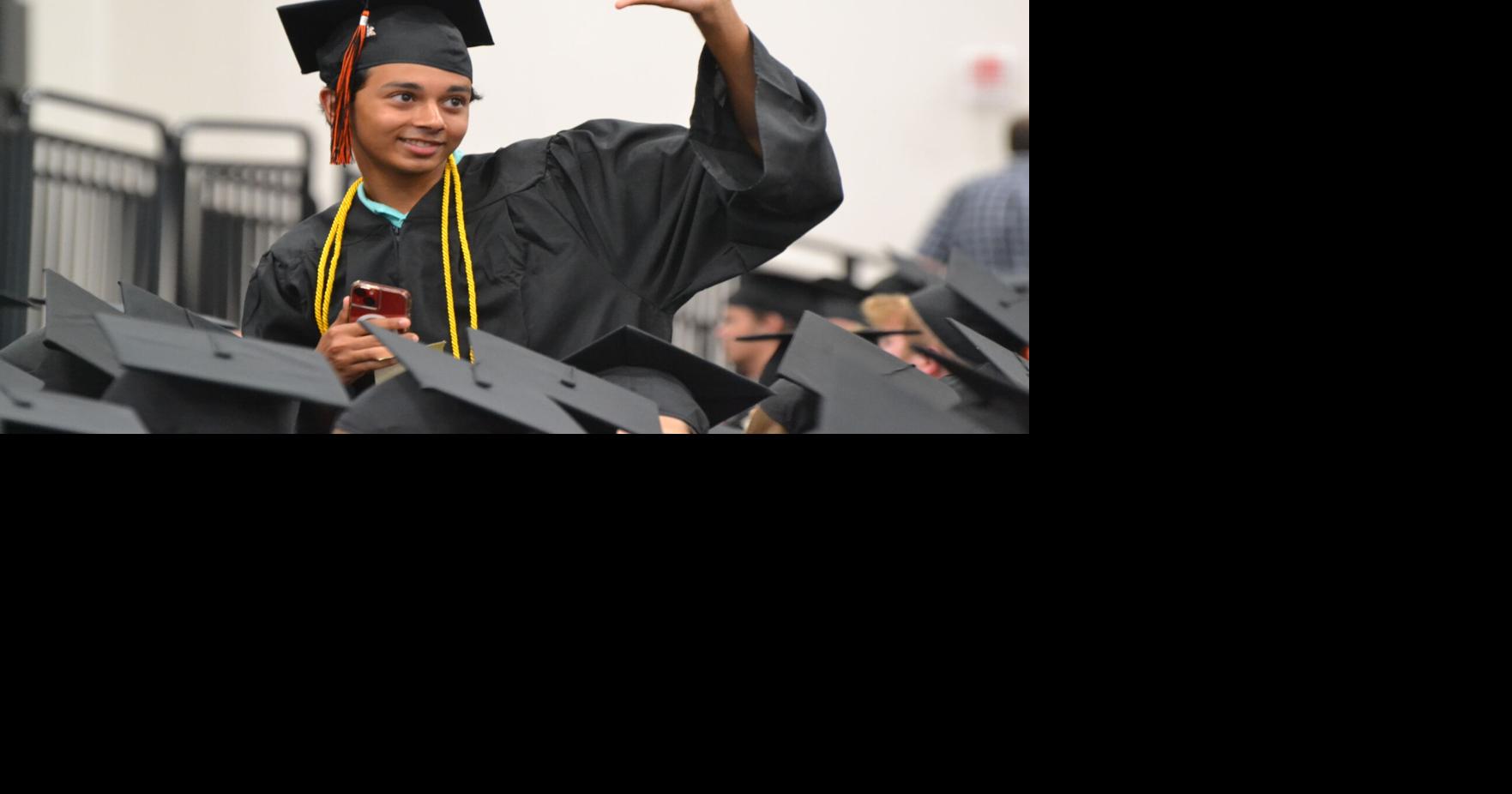 VAHS graduation ceremony set for June 8 | Local News | veronapress.com