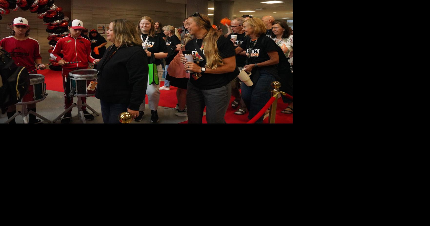 Photos: VASD All Staff Convocation | Local News | veronapress.com