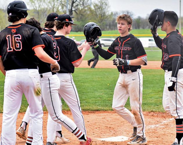 Baseball Verona earns Big Eight sweep over Madison Memorial Sports