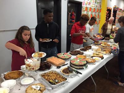 Free Thanksgiving Dinner Set For Nov. 28 | Community | Veronapress.com