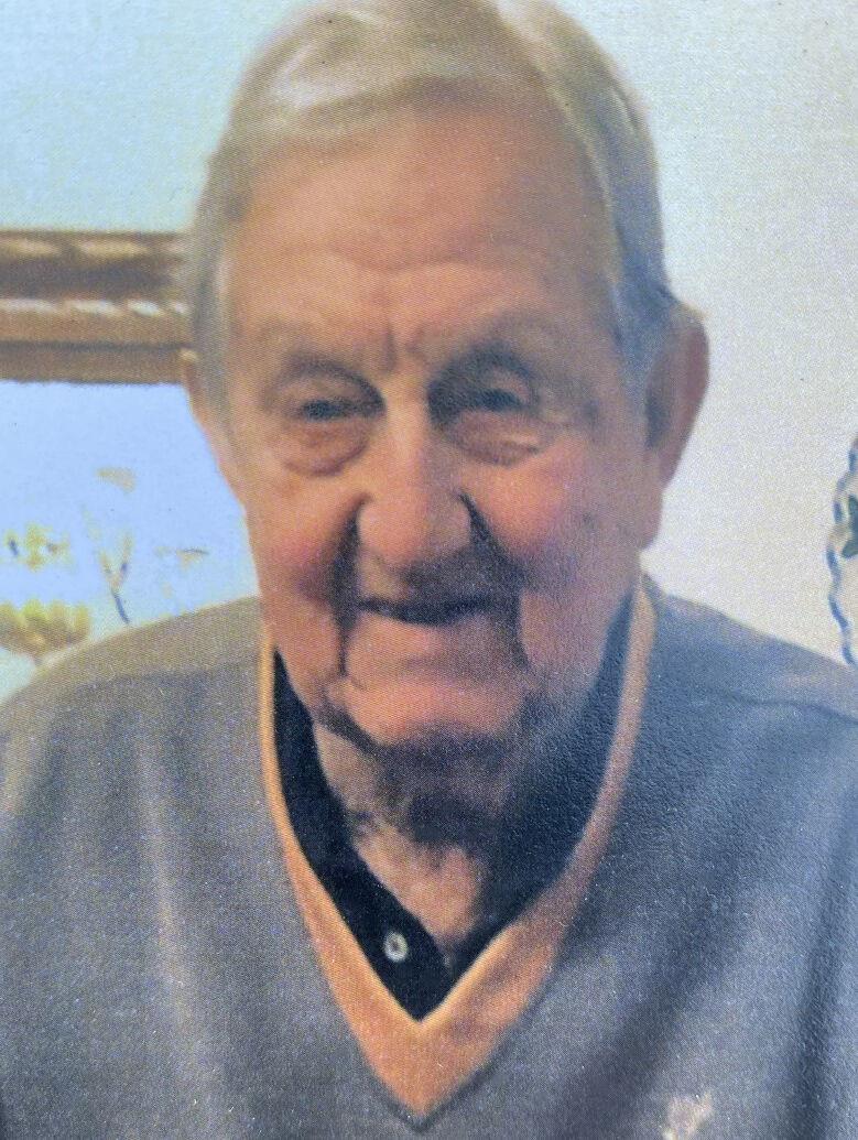 Oliver Himsel Obituaries