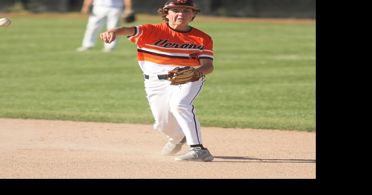 Baseball Verona sweeps Oregon to move to 50 Sports