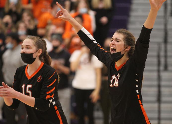 Volleyball Verona’s ‘resilient’ run comes to close in sectional