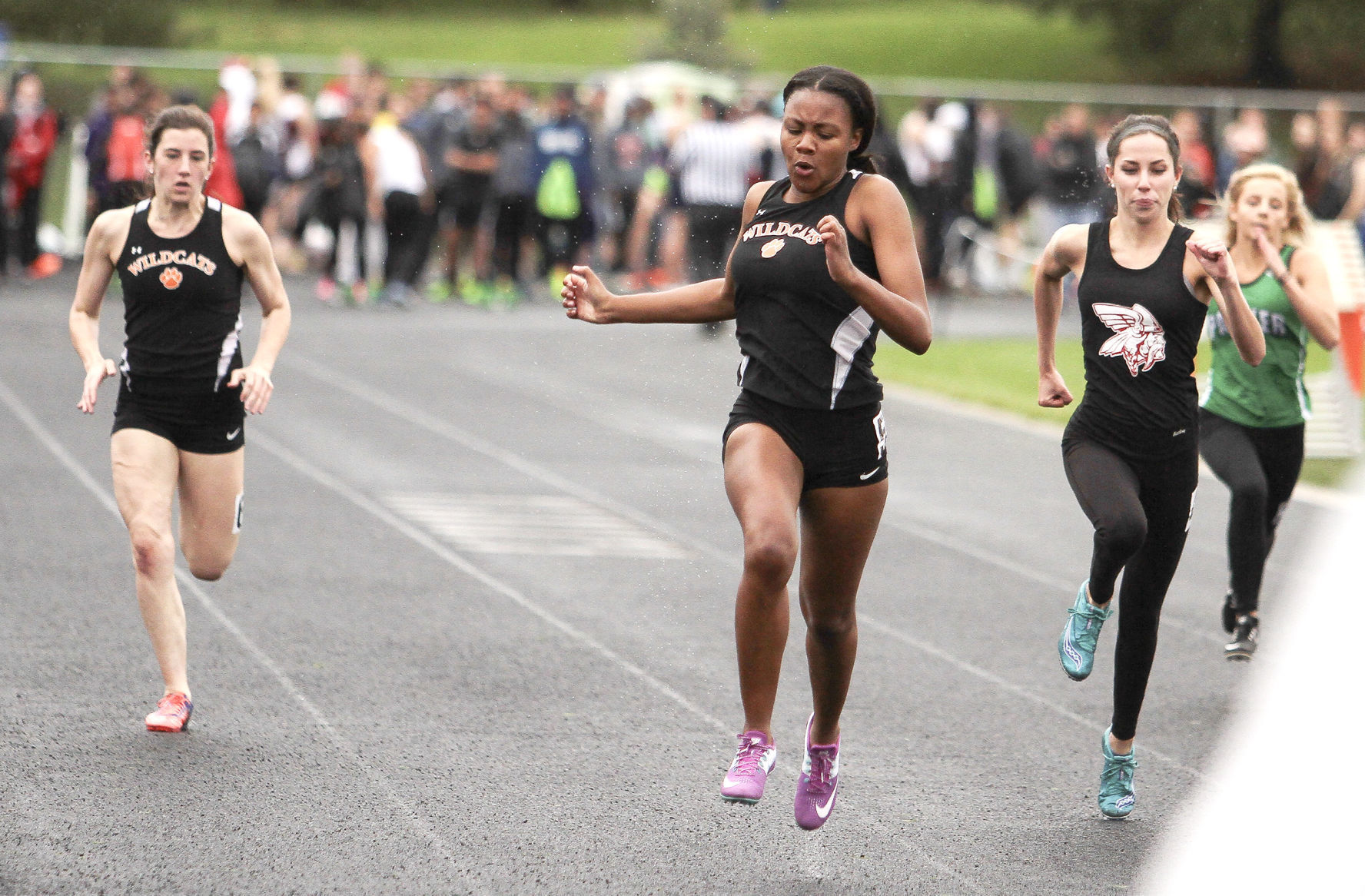 Girls track: Smith, Witthuhn lead Cats at regionals | Sports