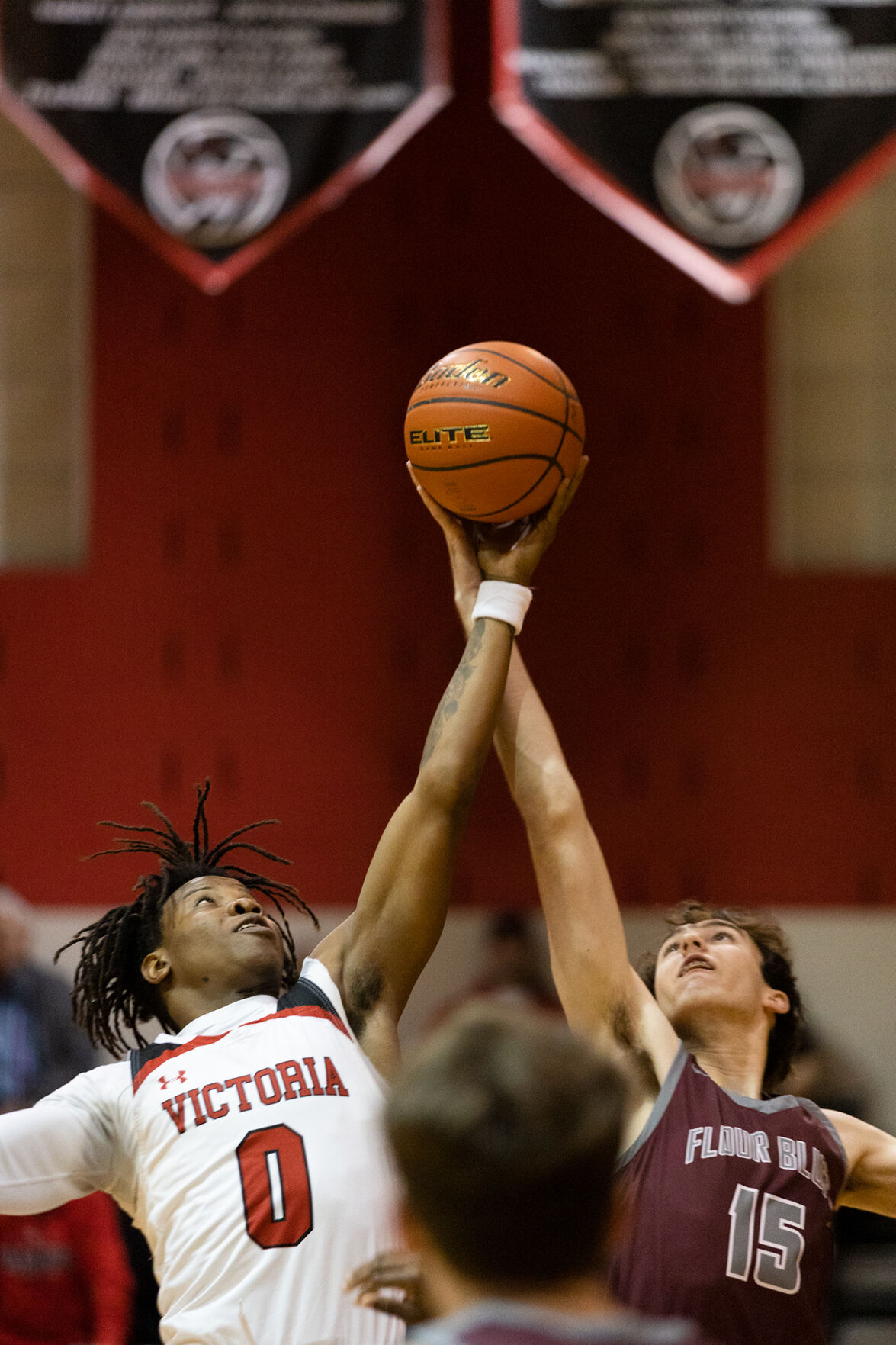 Victoria West vs. Flour Bluff boys basketball