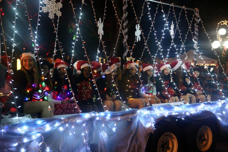 Gallery Victoria Christmas Parade of Lights Photo Galleries