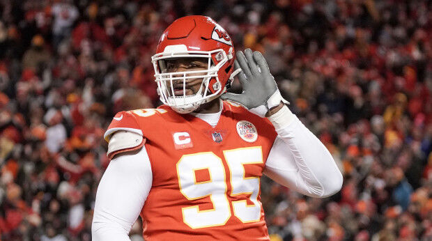 Chiefs' Chris Jones continues holdout as preseason opener in New