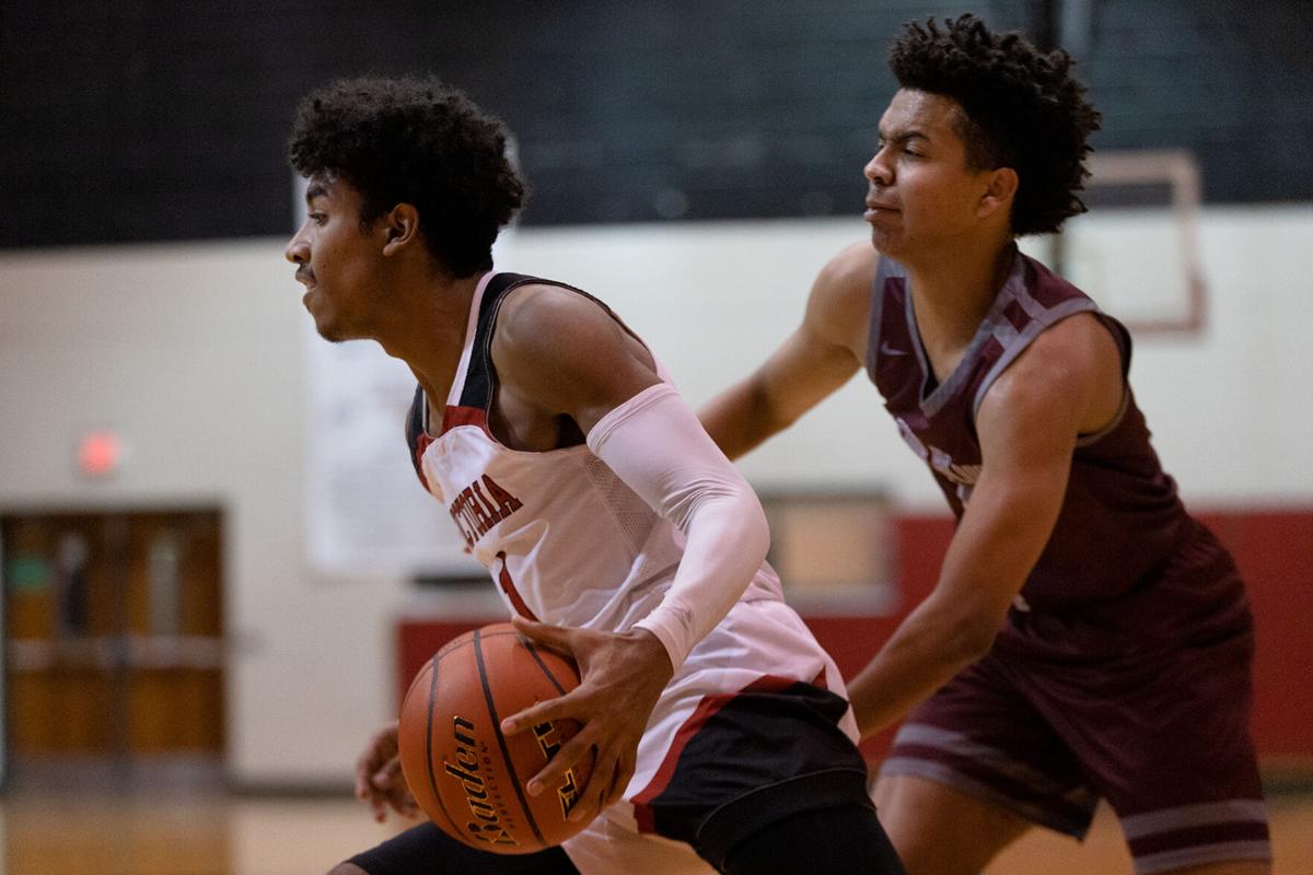 Victoria West vs. Flour Bluff boys basketball