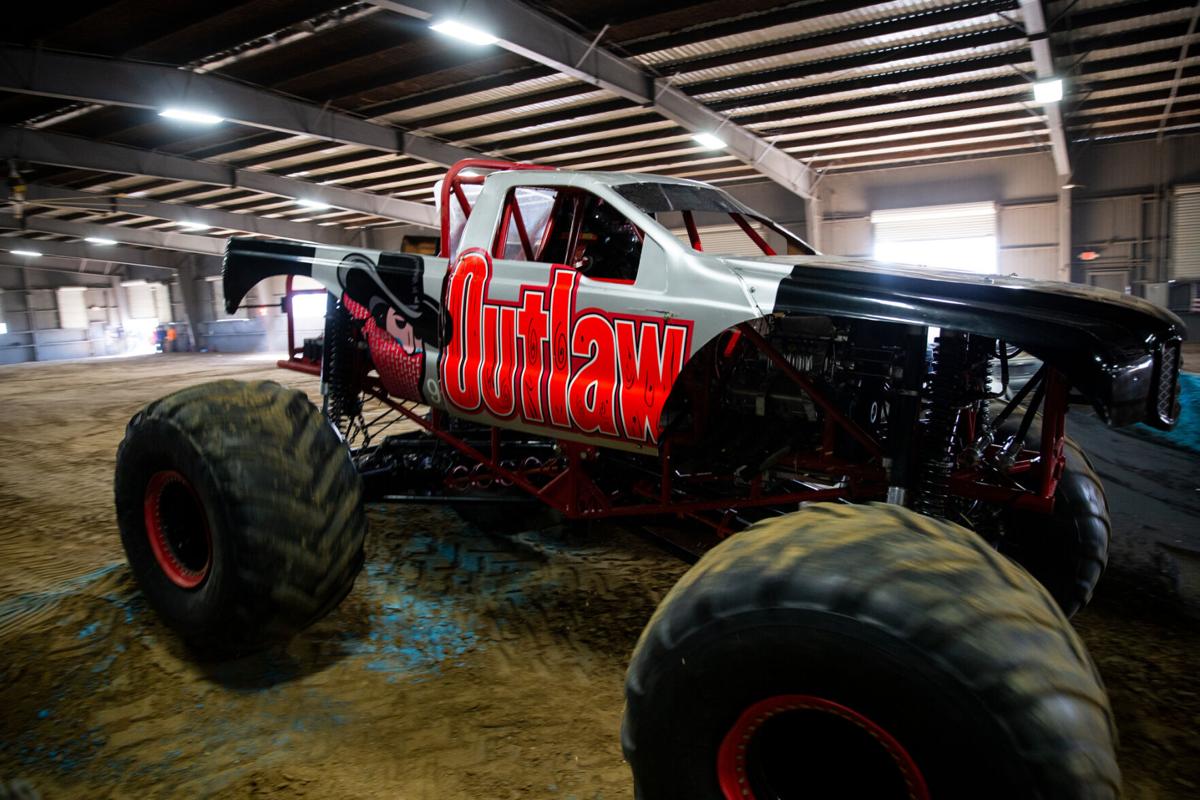 Gallery Monster Truck Wars Photo Galleries