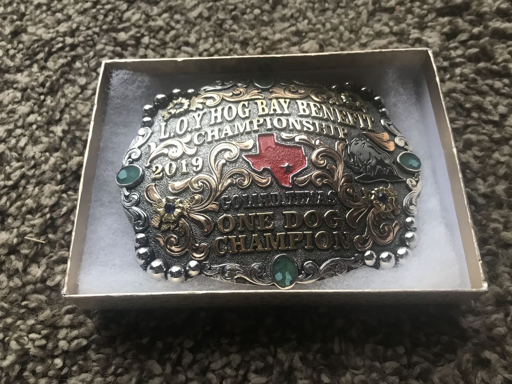 hog belt buckles