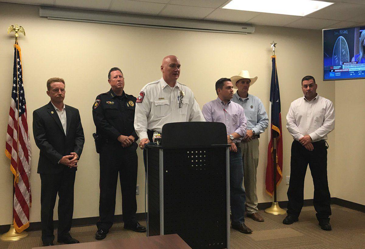 Mandatory Evacuation Issued For Victoria W Video Local News Victoriaadvocate Com