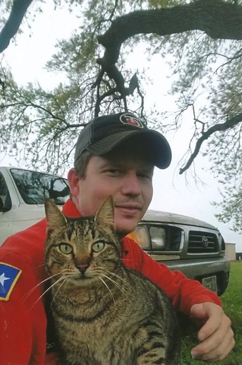 Cat Selfies: Chance and the barn cat