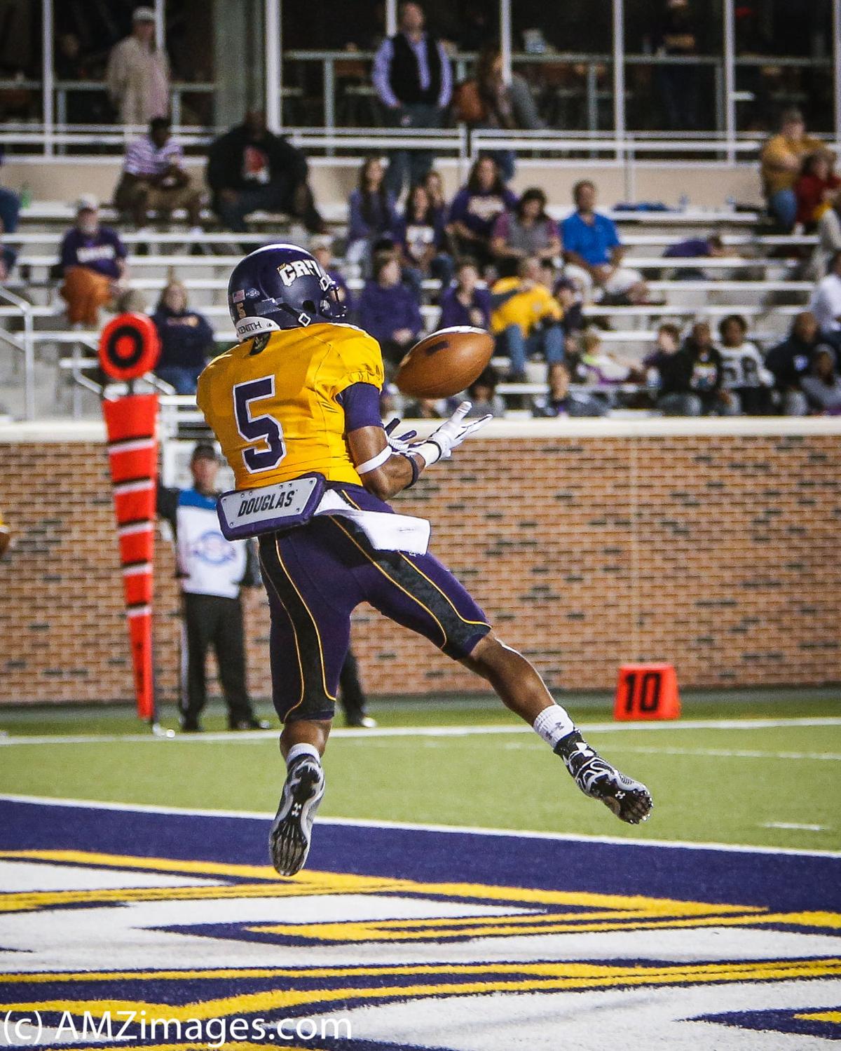 Edna Graduate Catches Opportunity At Mary Hardin Baylor Jackson